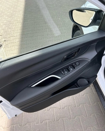 Hyundai Bayon cena 88400 przebieg: 1, rok produkcji 2024 z Ćmielów małe 137